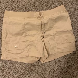 XL women’s Chaps cargo shorts